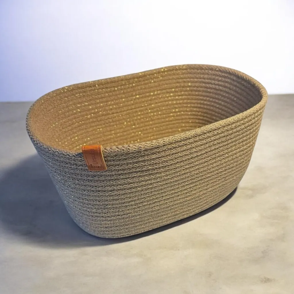 Tall oval basket